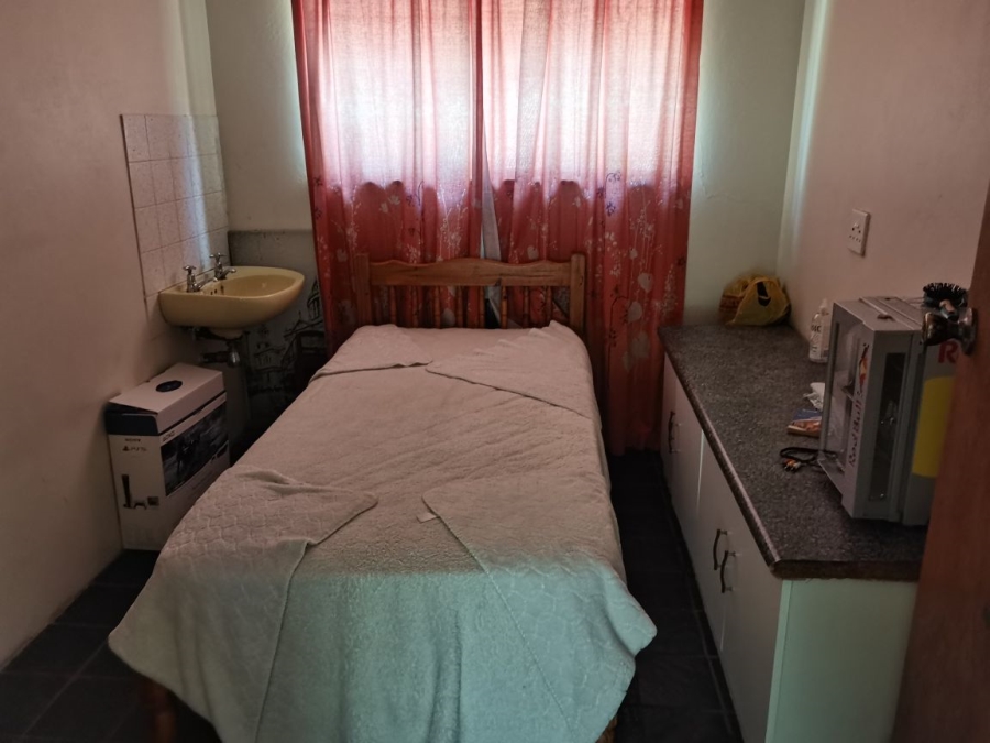 4 Bedroom Property for Sale in Amsterdamhoek Eastern Cape